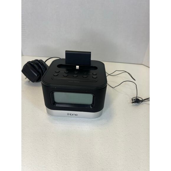 iHome IPL8BN Stereo FM Clock Radio With Lightning Dock for iPhone - Picture 1 of 5